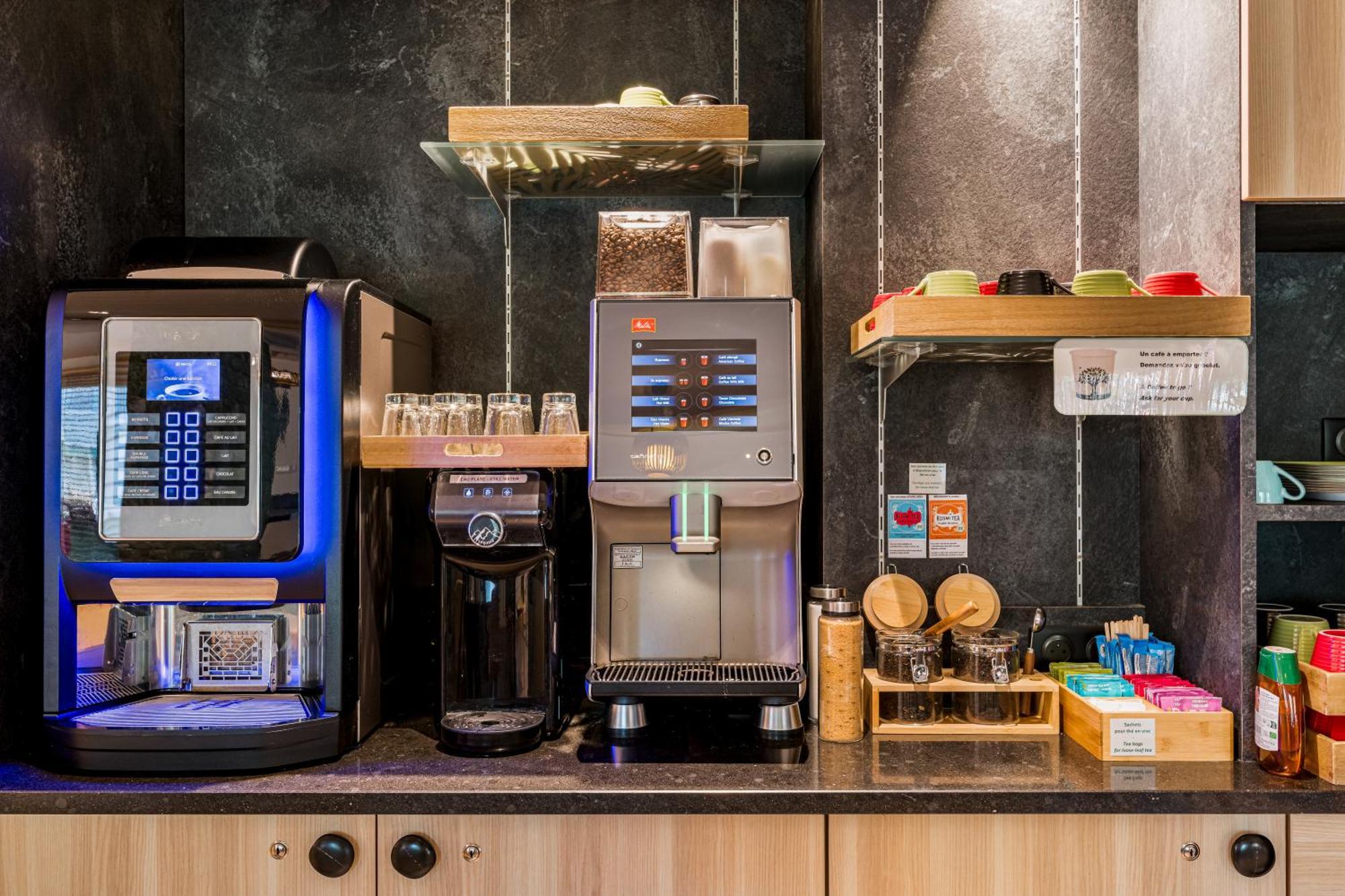 Hotel Ibis Styles Annecy Centre Gare Esterno foto