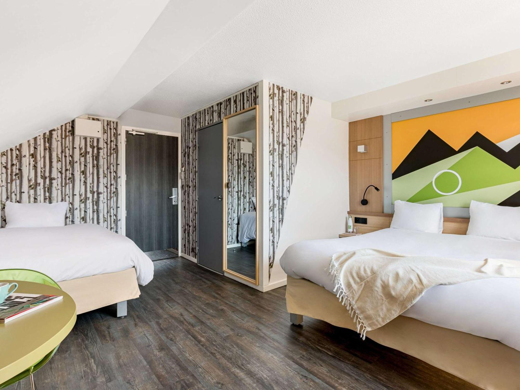 Hotel Ibis Styles Annecy Centre Gare Esterno foto