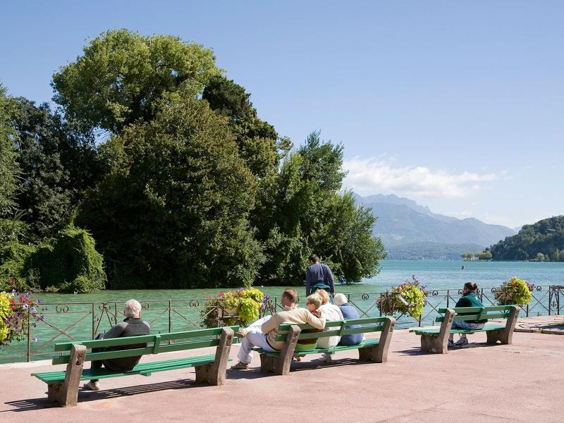 Hotel Ibis Styles Annecy Centre Gare Esterno foto