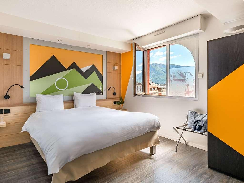Hotel Ibis Styles Annecy Centre Gare Camera foto