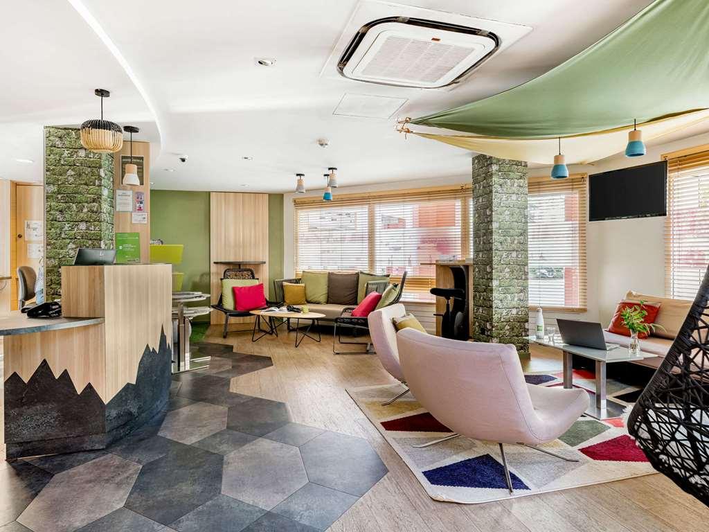 Hotel Ibis Styles Annecy Centre Gare Esterno foto
