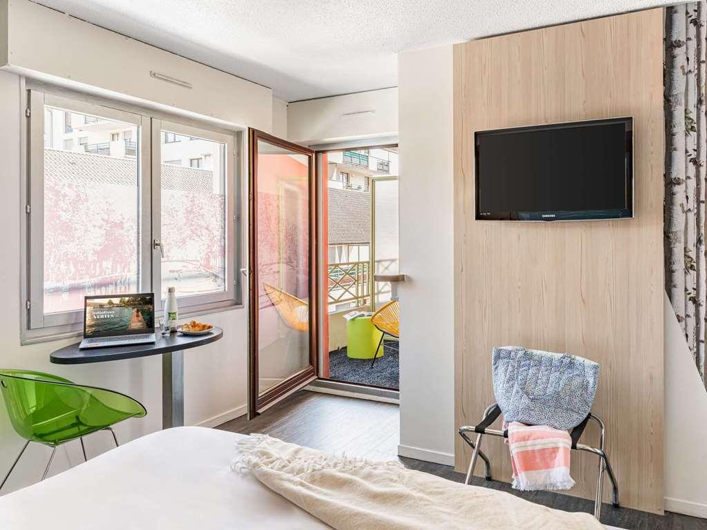 Hotel Ibis Styles Annecy Centre Gare Camera foto