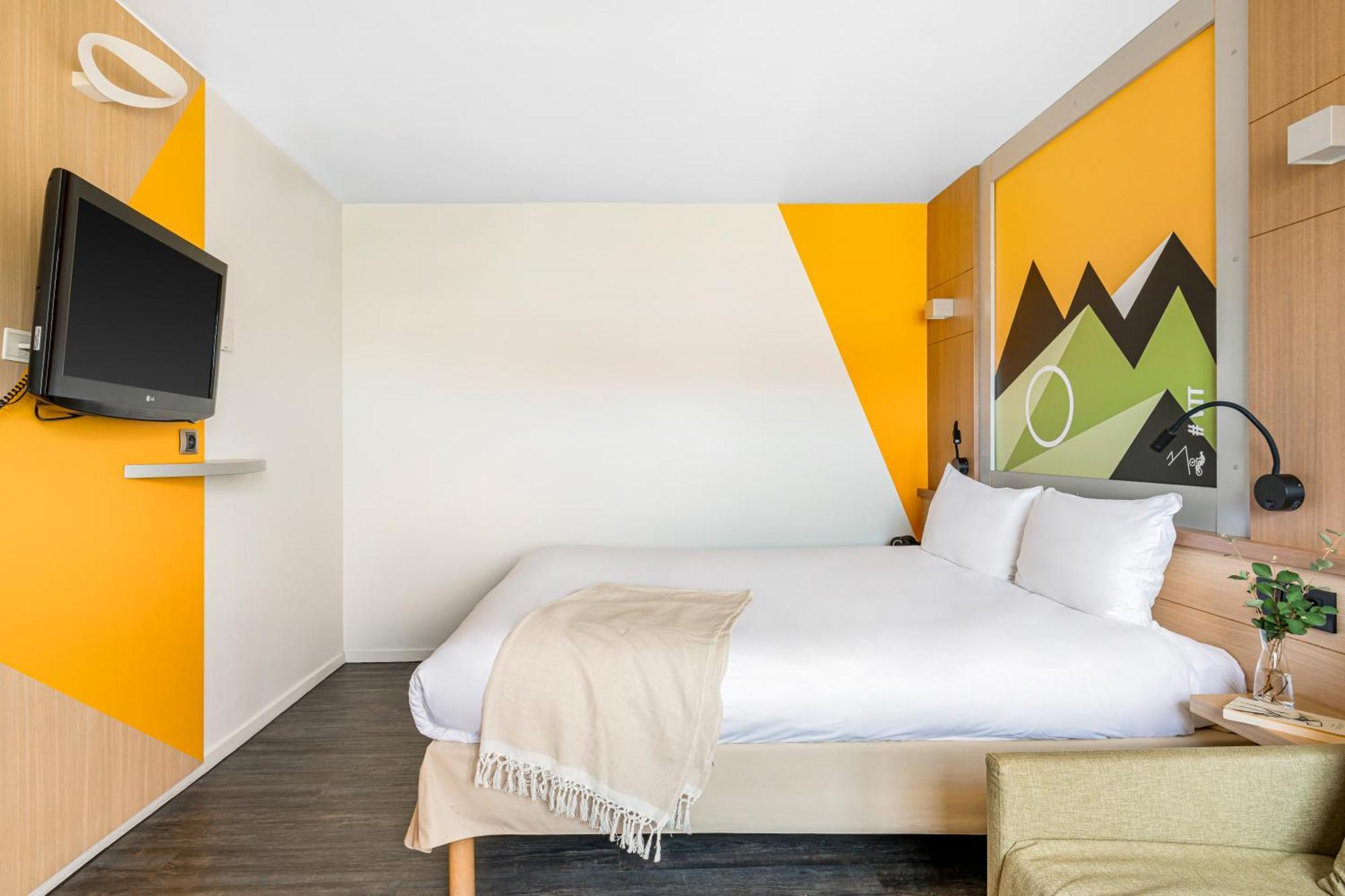 Hotel Ibis Styles Annecy Centre Gare Esterno foto